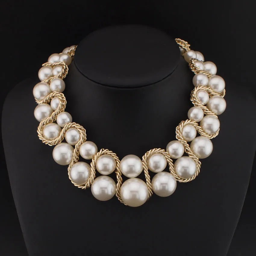 Allure Necklace Esther Pearl