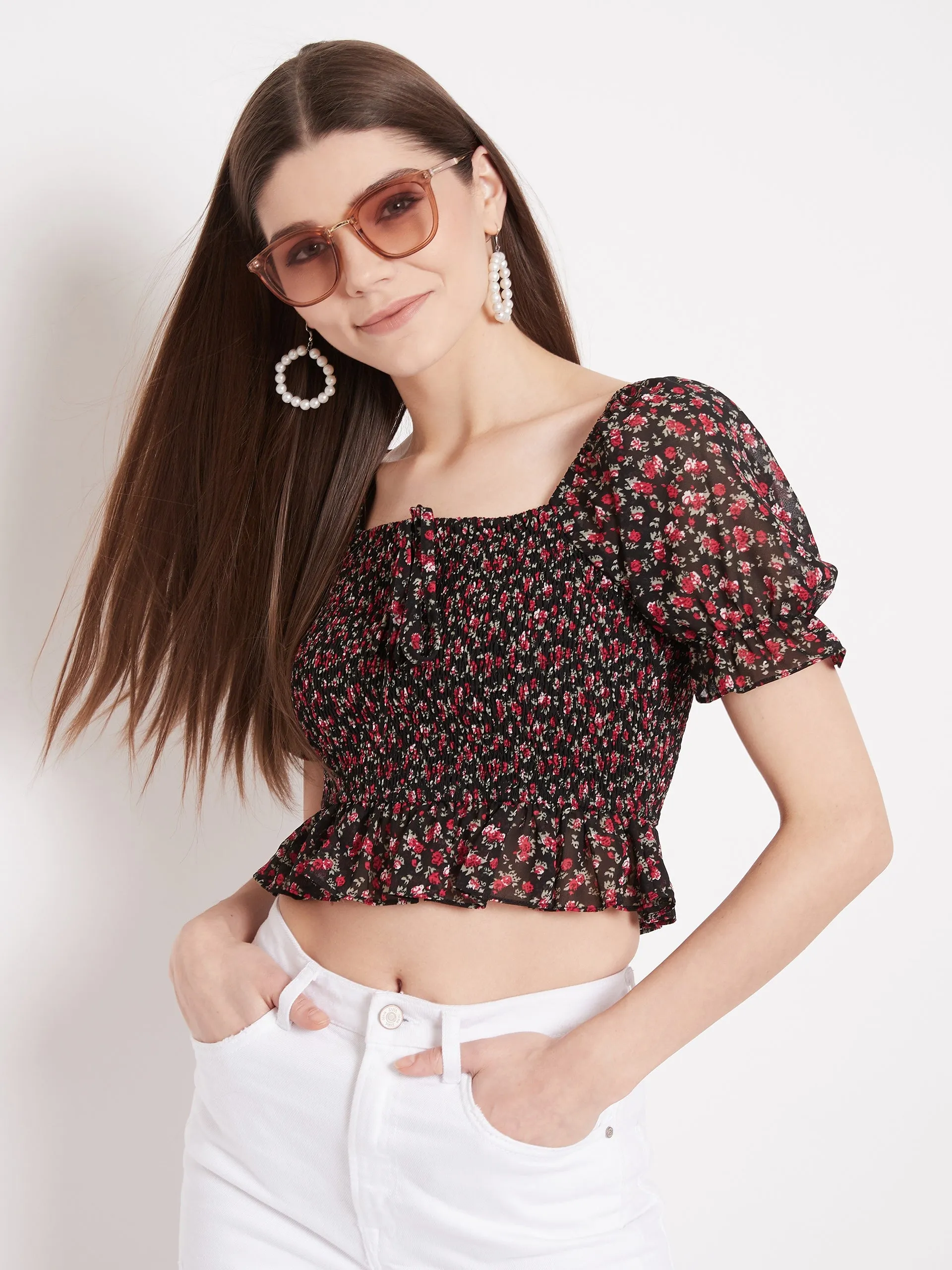 Berrylush Women Black Floral Print Smocked Crop Top