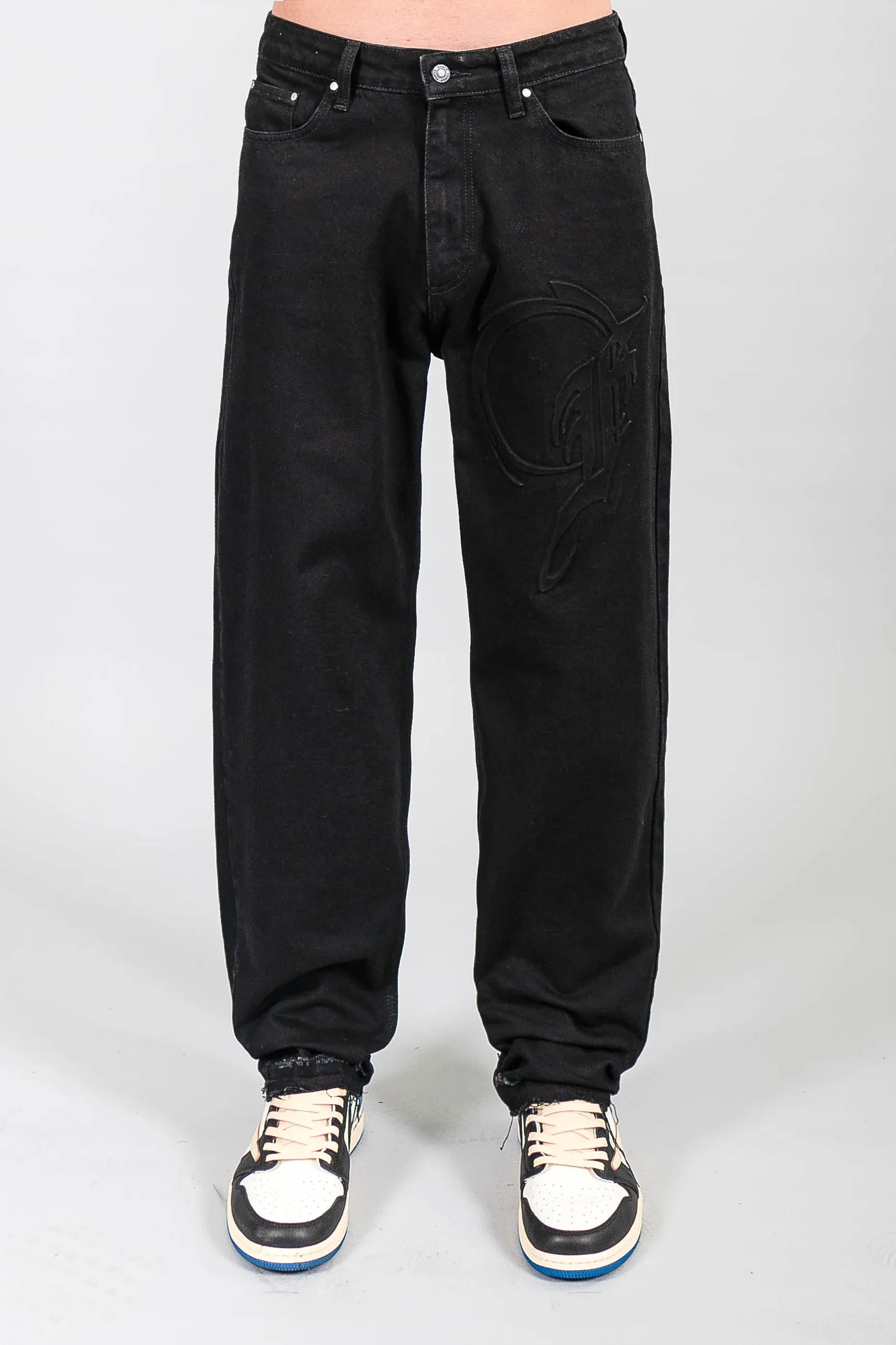 BLACK PUNCHED F DENIM