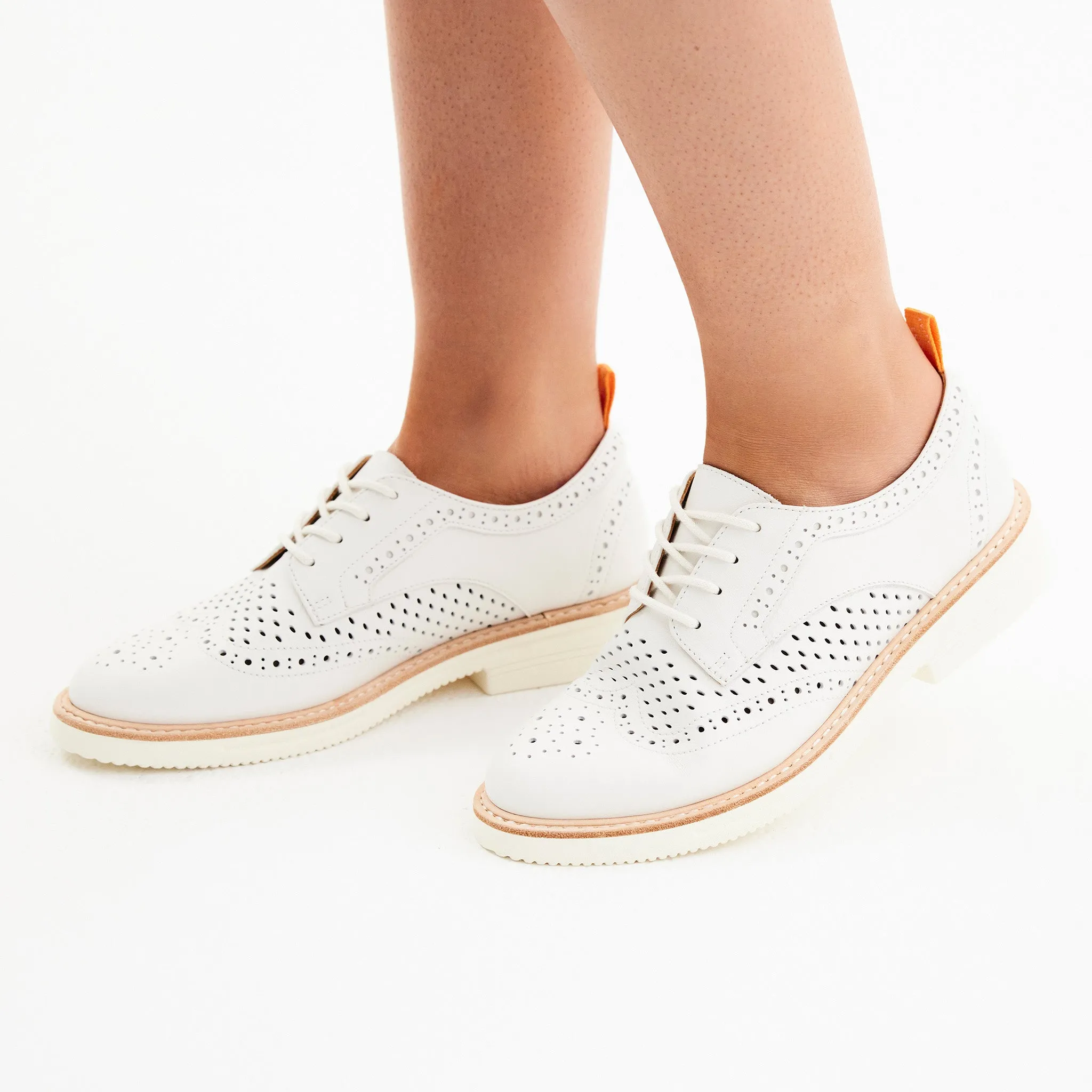 Brogue Rise Punch White