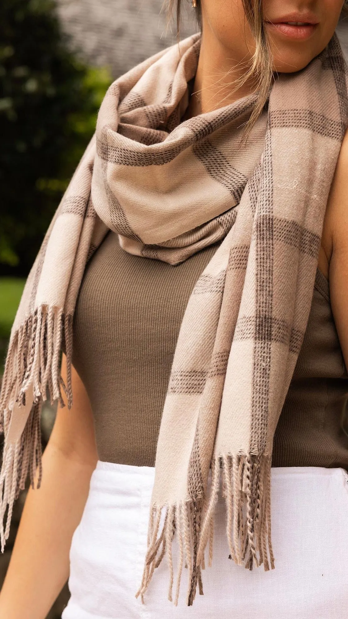 Edinburgh Scarf Plaid Mocha