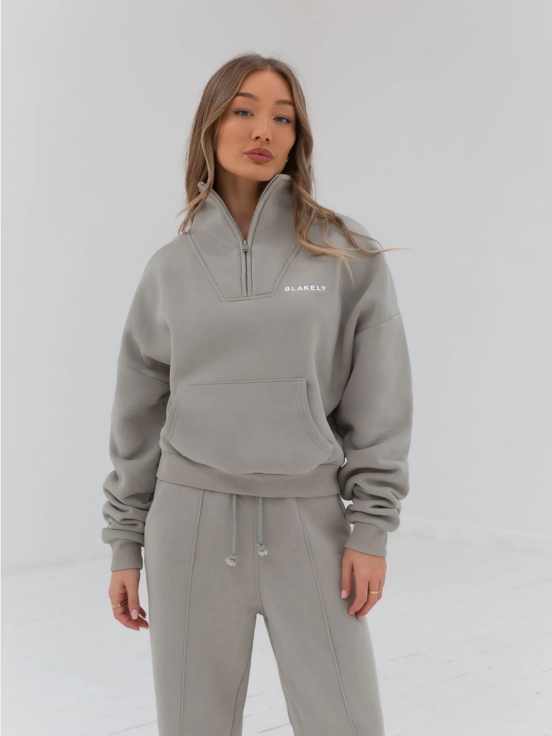 Everyday 1/4 Zip Jumper - Grey