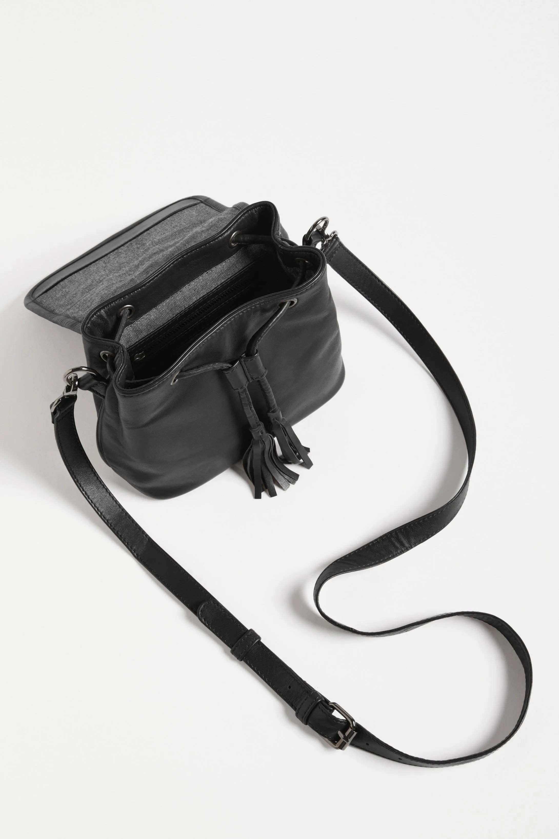 Jago Crossbody Bag