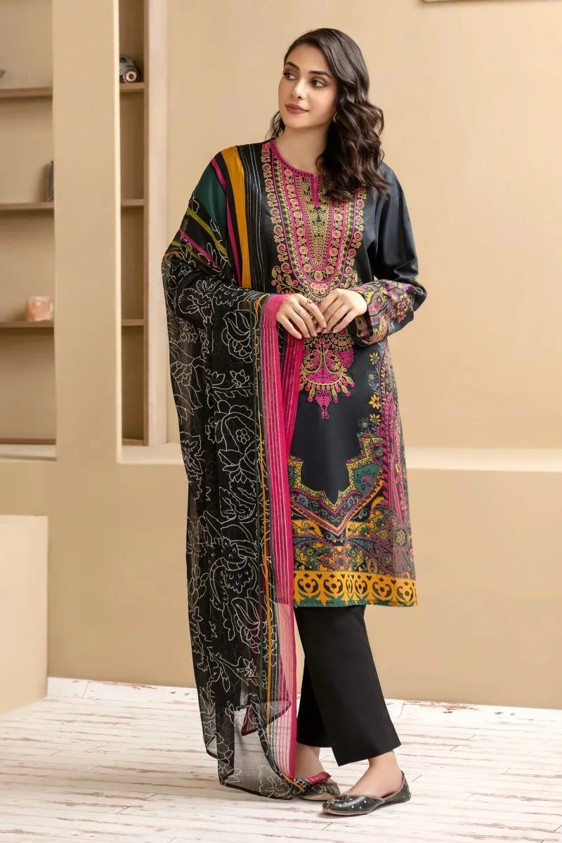 Limelight Embroidered Cambric Pakistani 3 Piece Suit LIM358