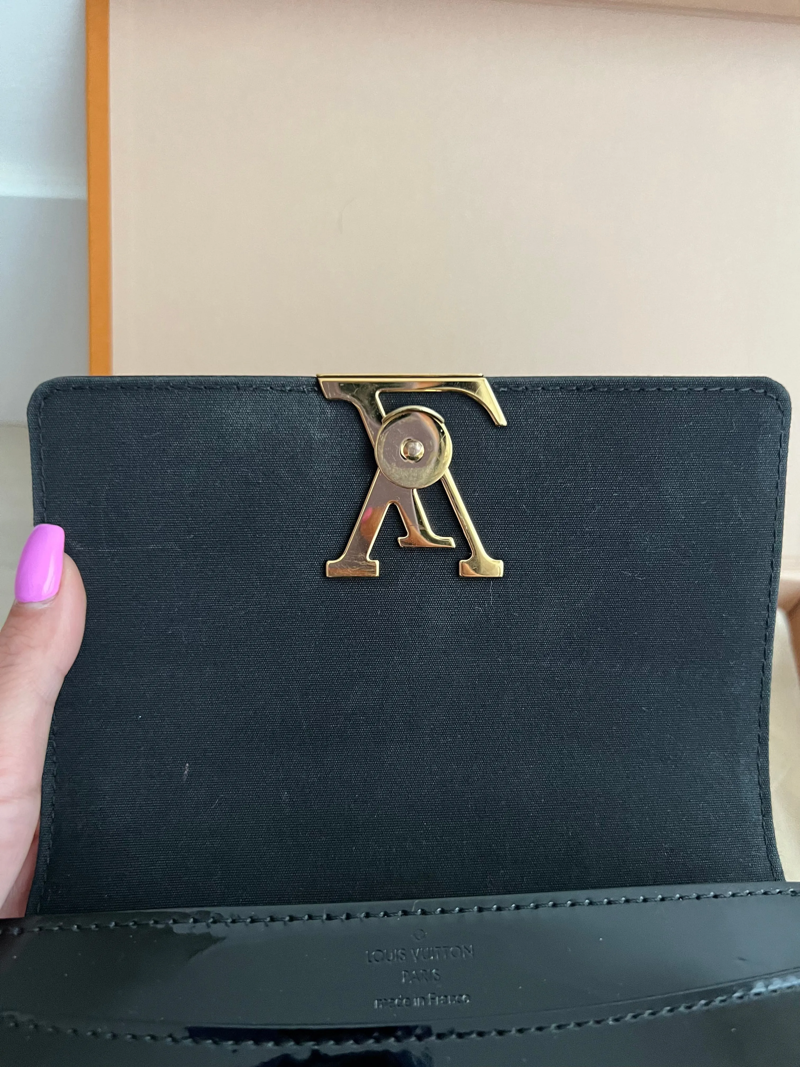 Louis Vuitton Chain Louise Bag