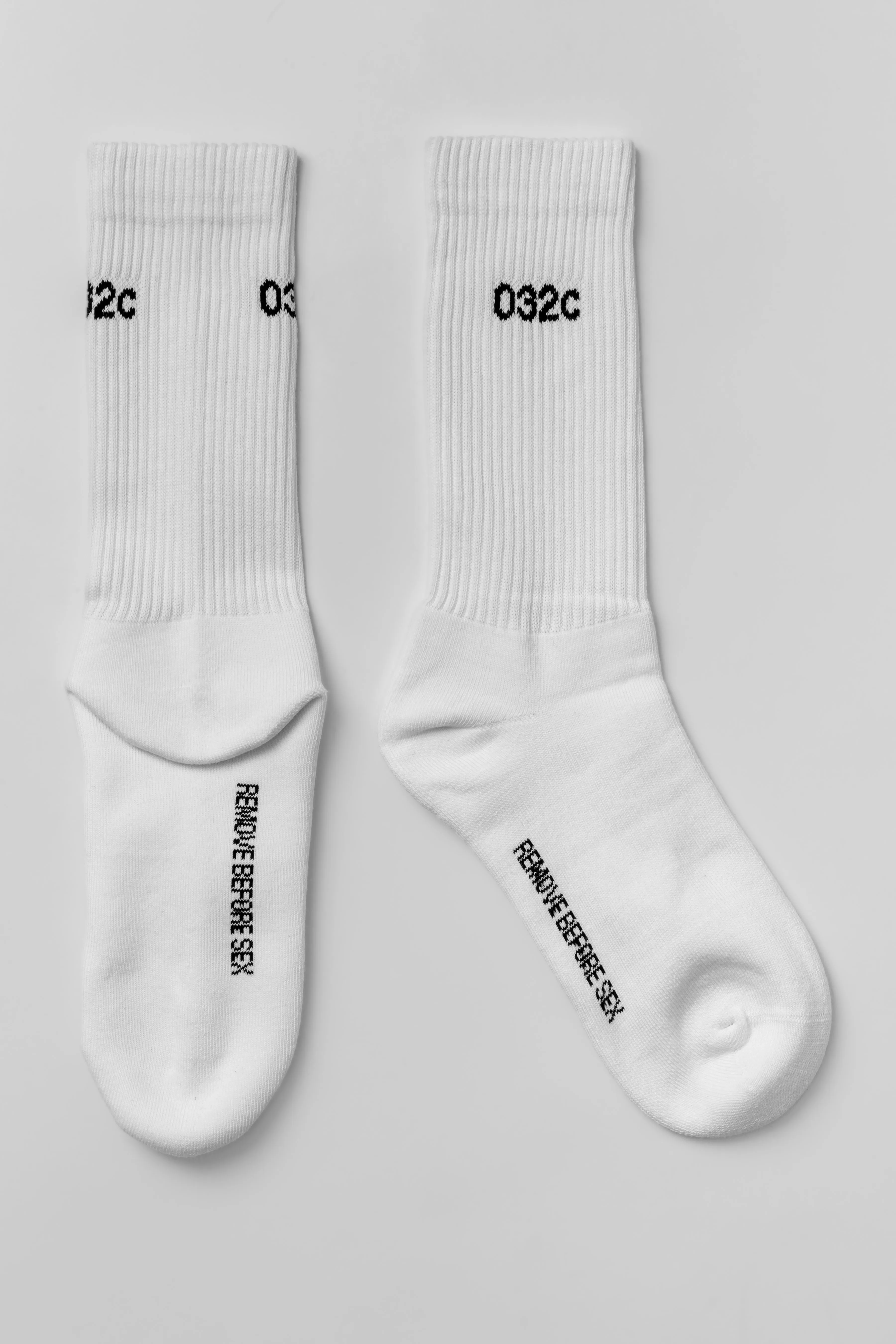 REMOVE BEFORE SEX Socks White/Black