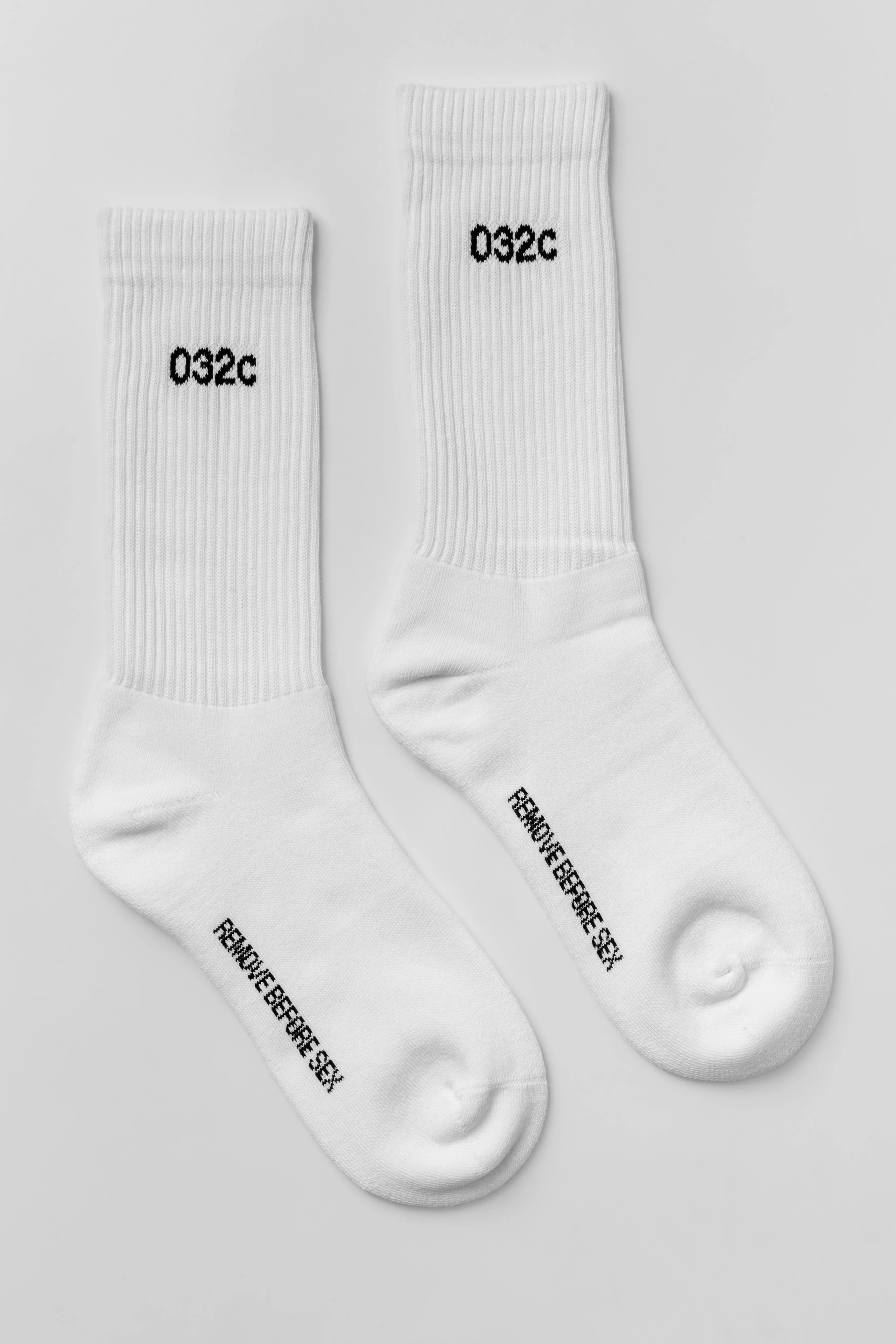 REMOVE BEFORE SEX Socks White/Black