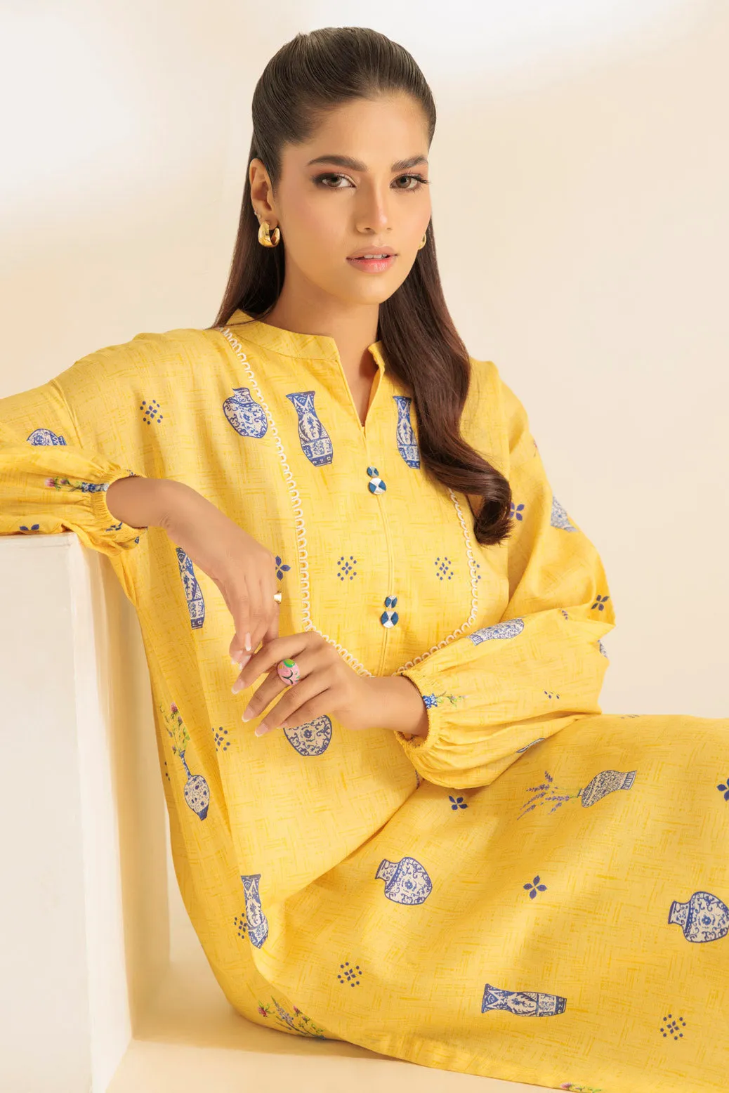 YELLOW-LAWN-2 PIECE (1S24B2P213) BIN 96 R6